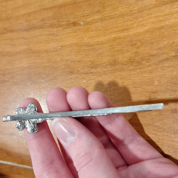 Dark green flower slide clip - Picture 4 of 4